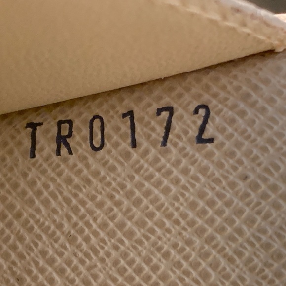 Authentic Louis Vuitton origami long wallet - Picture 5 of 8